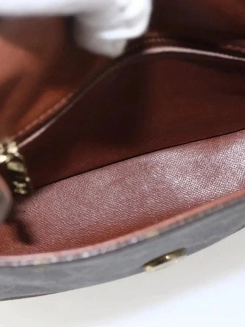 LOUIS VUITTON Monogram Saint Cloud MM Shoulder Bag M51243 LV Auth 169871 - Picture 8 of 16
